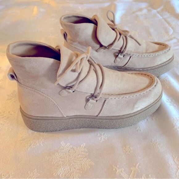 Universal Thread Lace Up Platform Boots Tan Vegan Suede Leather Sz 8 Gorgeous - Picture 1 of 8